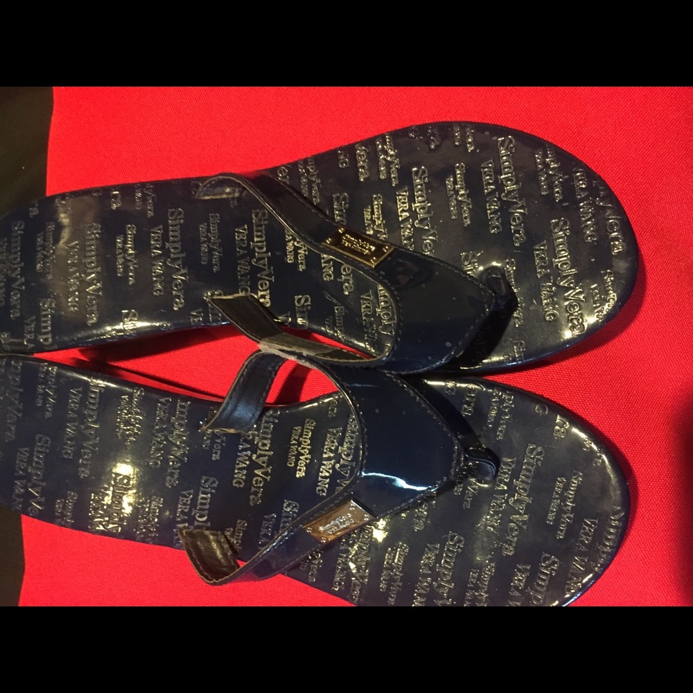 Blue Simply Vera Wang flips
